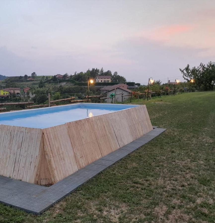 Cascina Brichat Alta Langa Serravalle delle Langhe Kültér fotó