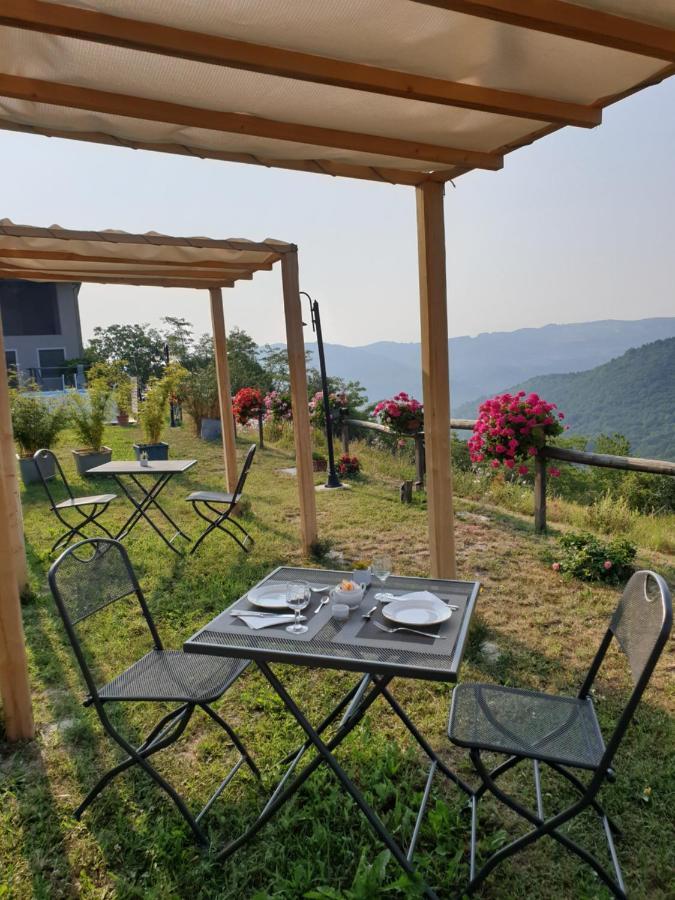 Cascina Brichat Alta Langa Serravalle delle Langhe Kültér fotó